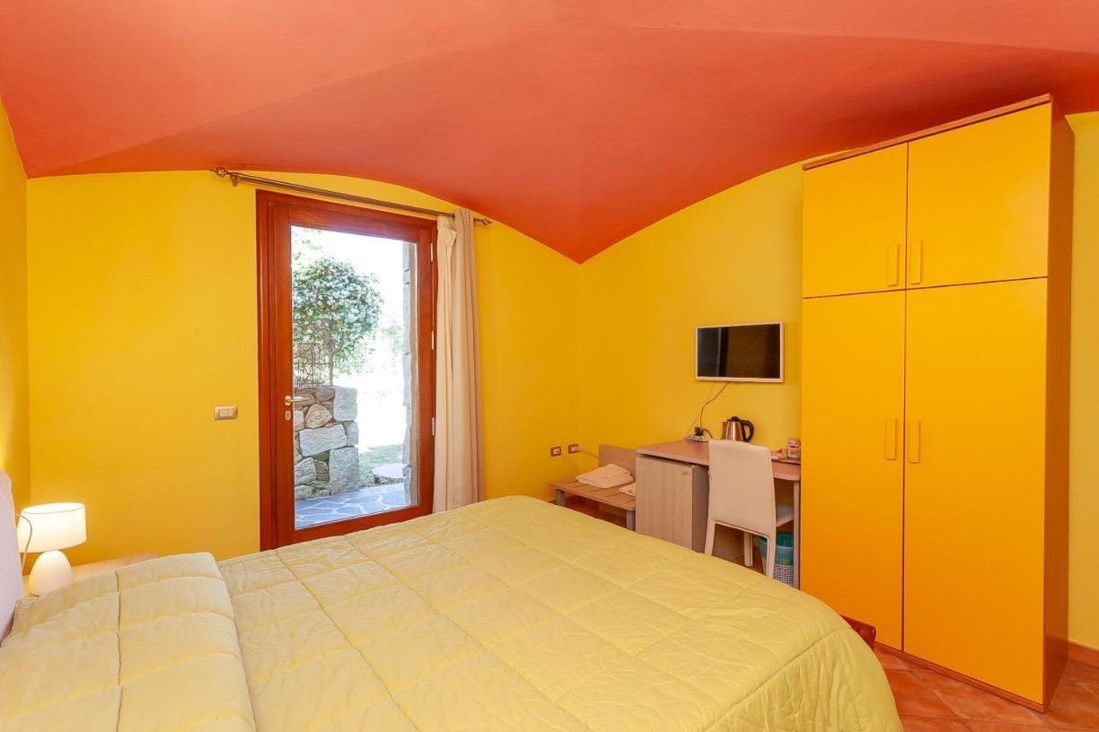 B&B Pettirosso Garden San Teodoro  Zewnętrze zdjęcie