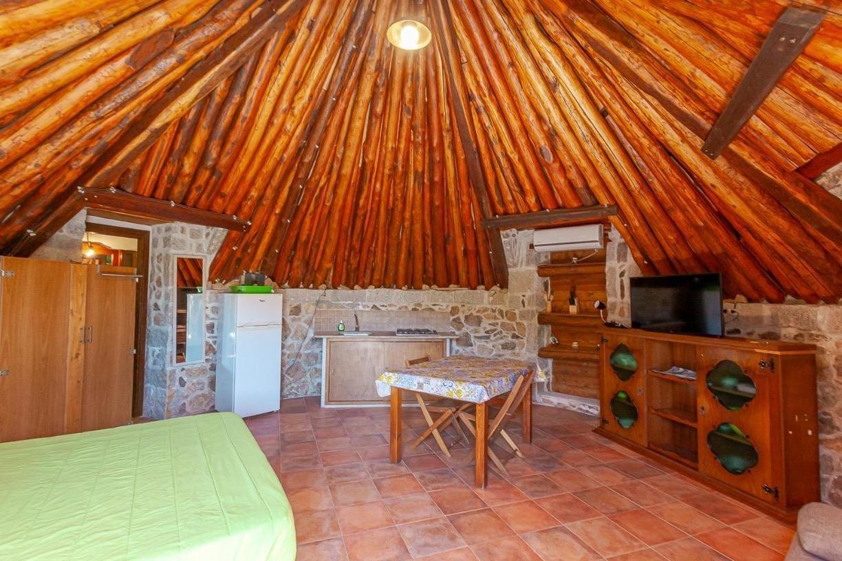 B&B Pettirosso Garden San Teodoro  Zewnętrze zdjęcie