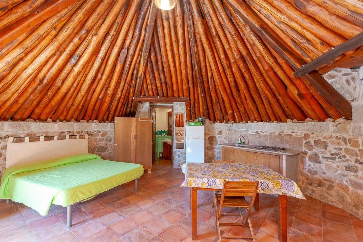 B&B Pettirosso Garden San Teodoro  Zewnętrze zdjęcie