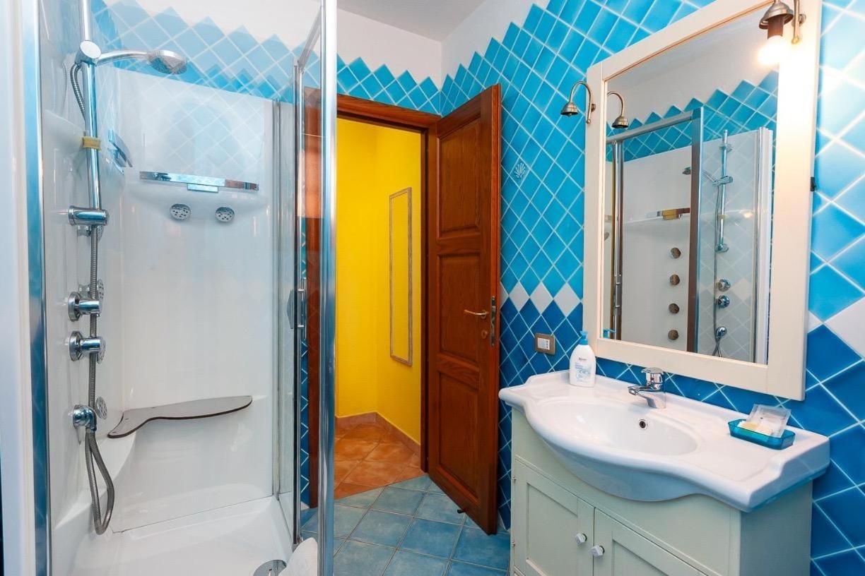 B&B Pettirosso Garden San Teodoro  Zewnętrze zdjęcie