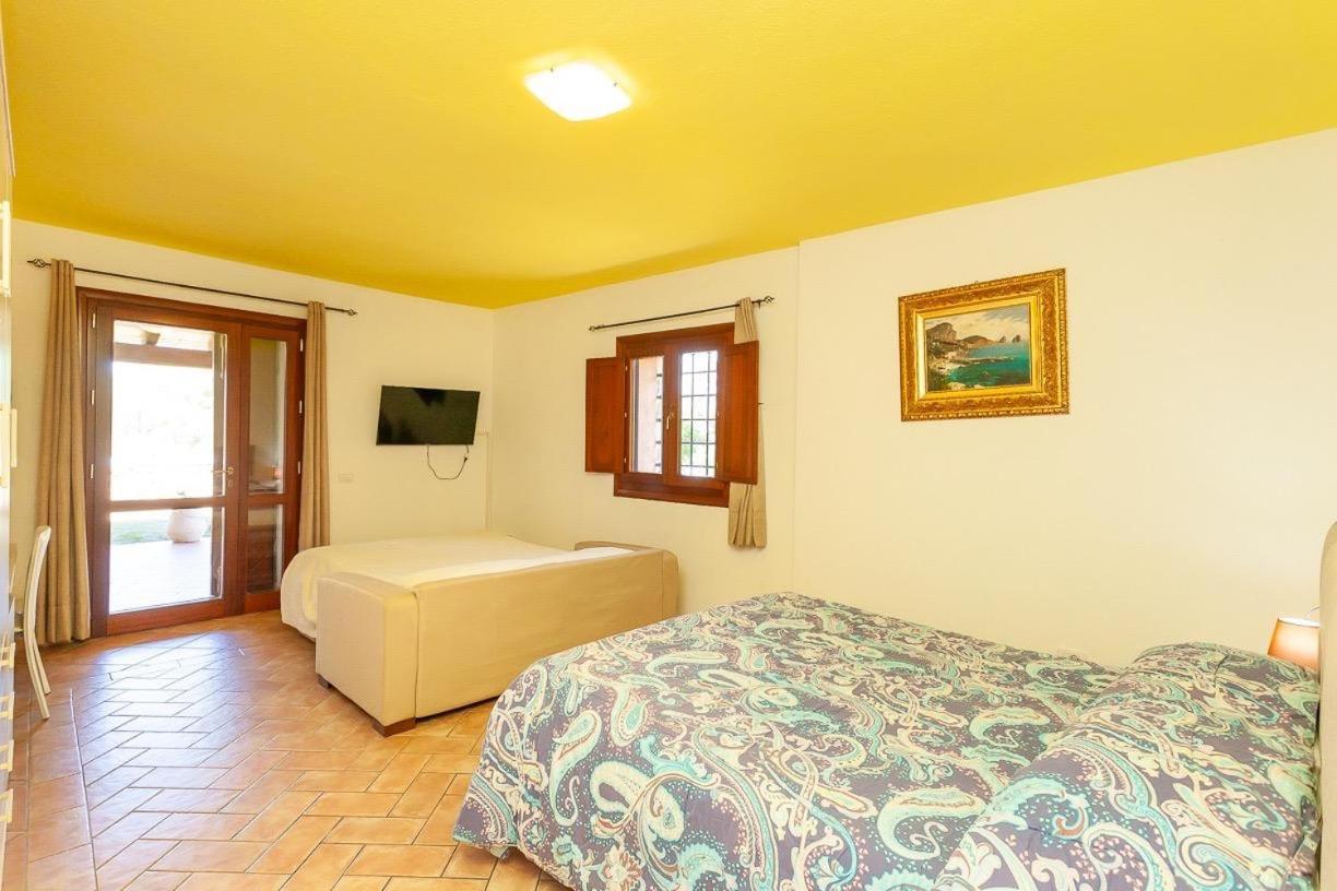B&B Pettirosso Garden San Teodoro  Zewnętrze zdjęcie